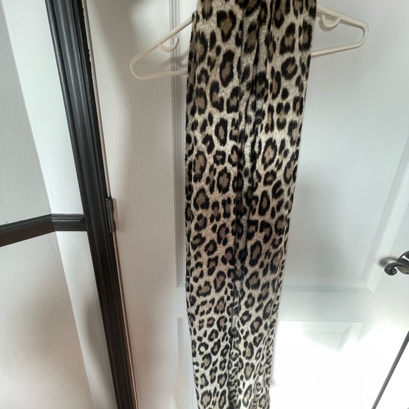 Michael Kors - infinity scarf - Picture 1 of 4